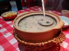 皮蛋瘦肉粥-辣小鲜·南昌大排档(船山路店)