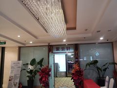 -大连长城大饭店(西安路地铁站店)