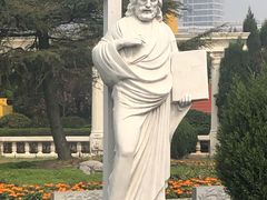 -上海九天陵园-停车场