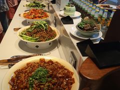 -涨巢·潮玩水疗局