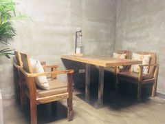 大堂-HIGH FIVE哈福手工汉堡(桂林路店)