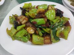 -合和美食馆(壹村东心岭2巷店)