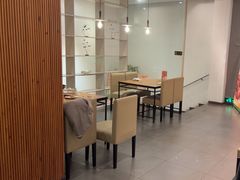 -莲餐厅·湖北菜·潜江小龙虾店(愚园路店)