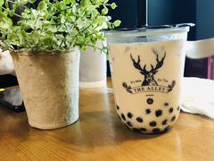 -THE ALLEY 鹿角巷(华润万象城店)