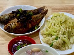 -雷祖芳老妈蹄花店