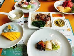 -彩虹云霄酒店76&78层国际自助餐