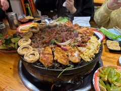 -石记老北京炙子烤肉(松园路店)