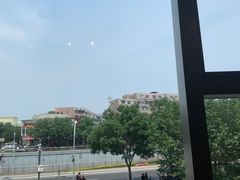 -麦当劳(展览路店)