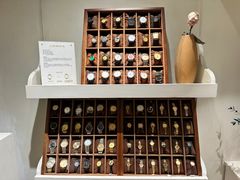 -LADY FAFA(巨鹿路陕西南路路口店)