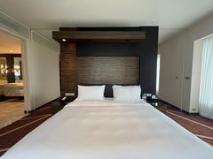 -上海虹桥西郊假日酒店