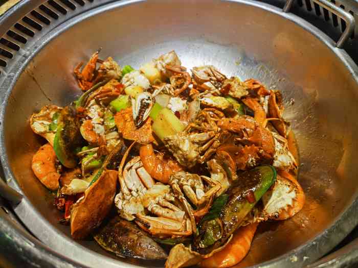 七欣天品蟹轩(上海金山卫清西路店)-"小姑娘服务态度挺好.