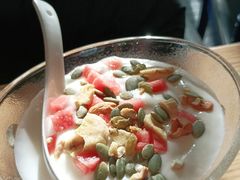 -渝信川菜 · 川味家常菜(财富购物中心店)