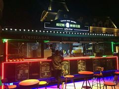 -东港音乐喷泉广场