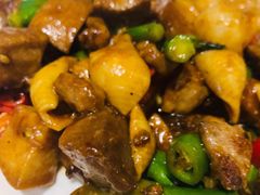 菌酱螺旋粉肥牛粒-有璟阁港式餐厅(金融街购物中心店)