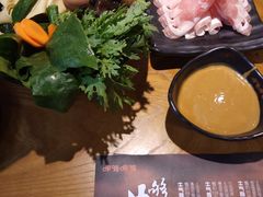-呷哺呷哺 黄金牧场 (盛世天骄店)