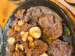 -老东镇啤酒屋海鲜加工·蒸汽海鲜·海鲜烧烤(台东店)