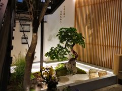 -蜜桃餐厅·伴山(湖滨商业街店)