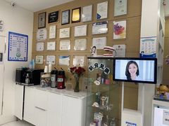 -岳辰齿科(浦东长泰店)