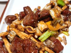 山菌葱爆雪花牛肉-尚一汤·粤菜海鲜(环球港店)