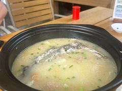 -土砂锅生态山庄·非遗砂锅雅鱼
