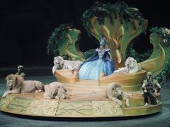 -广州长隆国际大马戏