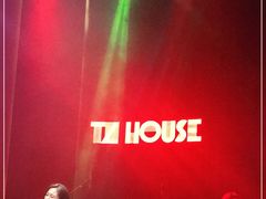 -TZ House音乐现场(来福士中心店)