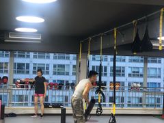 -越·健身工作室(华尔兹广场写字楼B栋店)