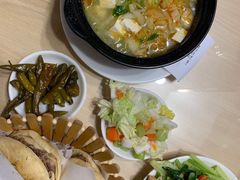 -闫家驴肉老店(华电一校店)