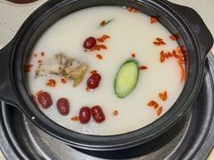 -钢管厂五区小郡肝串串香火锅(梅川路店)