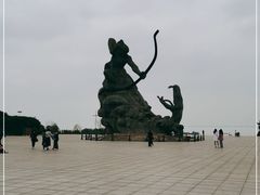 -巴陵广场
