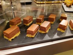 -星巴克臻选(上海虹桥新天地三店)