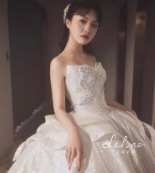 -LAFINE 兰斐婚纱礼服馆