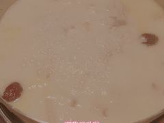 -洪氏嗨捞·猪肚鸡火锅(阳光天地店)