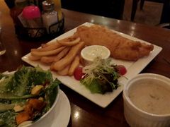 -Hooley's活利仕西餐厅(珠江新城店)