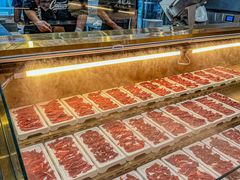 -来龍儿鲜切牛肉自助老火锅