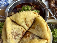 -大众跷脚牛肉馆·非遗传承单位(峨眉山店)