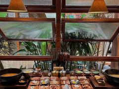 -银米·云南传统过桥米线(双廊黑金冠店)