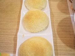酥皮焗叉烧包-添好运点心专门店(中环IFC店)