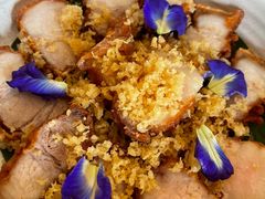 猪颈肉-Chom Cafe and Restaurant