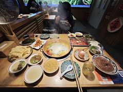 -洱火云南酸菜牛肉火锅(石景山当代商城店)