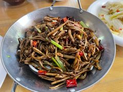 干锅茶树菇-回家湘菜馆(浮山后店)