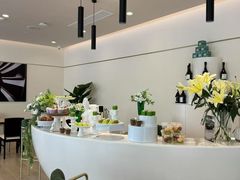 -上海伟杰·捷豹路虎4S店(闵行店)