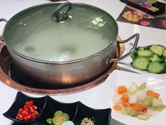 -洪氏嗨捞·猪肚鸡火锅(阳光天地店)