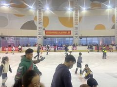-冠军冰场CHAMPION RINK(百联又一城店)
