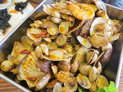 香辣海中鲜-明海妈妈菜(大连外国语学院店)