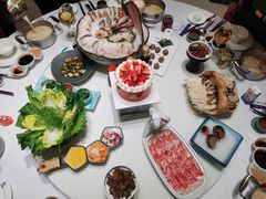 -红鼎豆捞·非遗鲍皇汤火锅(宝丰路店)