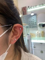 -AI艾耳·专业手工耳洞·穿孔美学馆