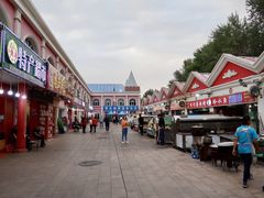 景观位-布尔津河堤夜市