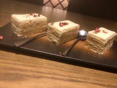 娜帕里勇-那时新疆·若羌(经纬汇店)