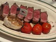 -MONICH牛排融合餐厅(和义大道购物中心店)